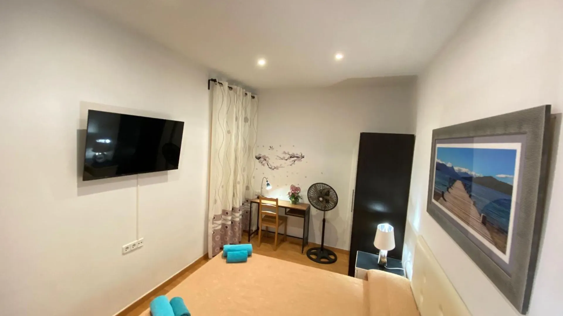 Maribel Rooms Barcelona