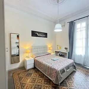 Bed & Breakfast Roger, Barcellona